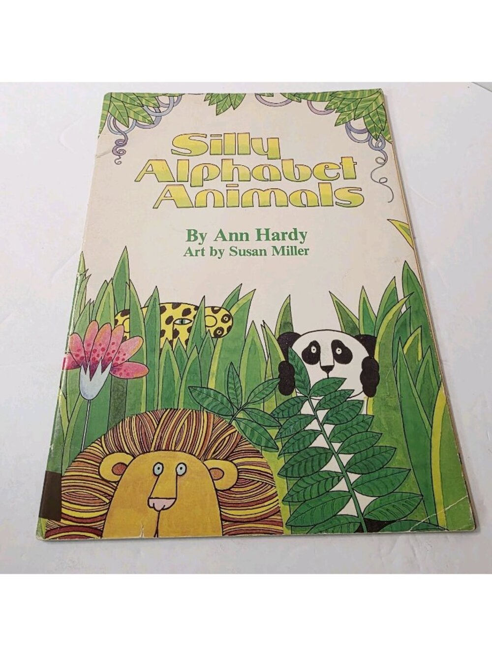 Vtg 1986 Silly Alphabet Animals By Ann Hardy Art Susan Miller Weekly Reader Book